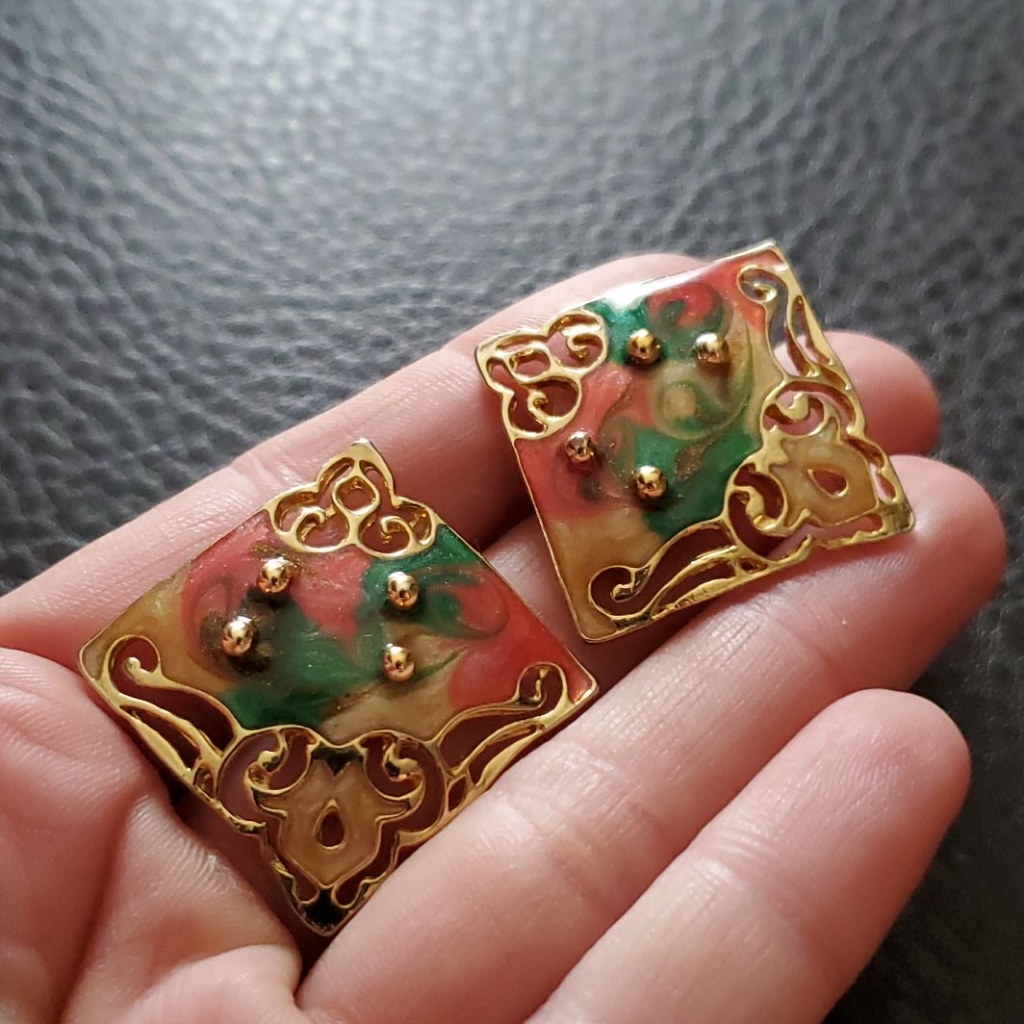 Vtg Earrings